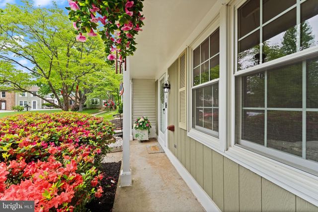 1617 SIERRA WOODS DR, Reston, VA 20194