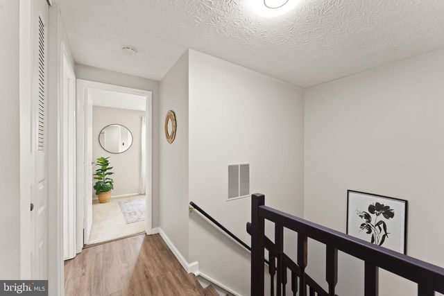 1617 SIERRA WOODS DR, Reston, VA 20194