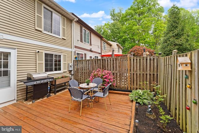 1617 SIERRA WOODS DR, Reston, VA 20194