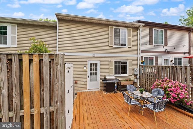 1617 SIERRA WOODS DR, Reston, VA 20194