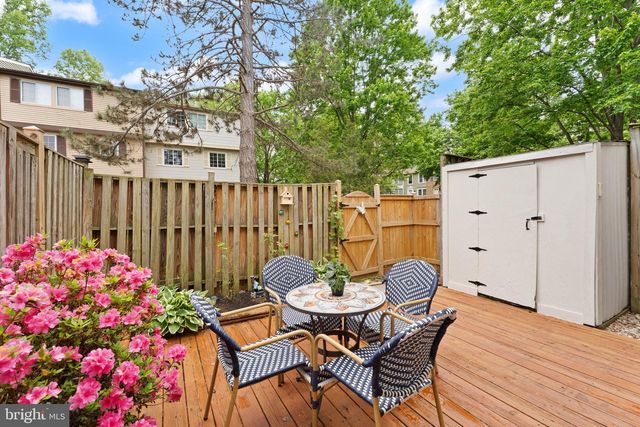 1617 SIERRA WOODS DR, Reston, VA 20194