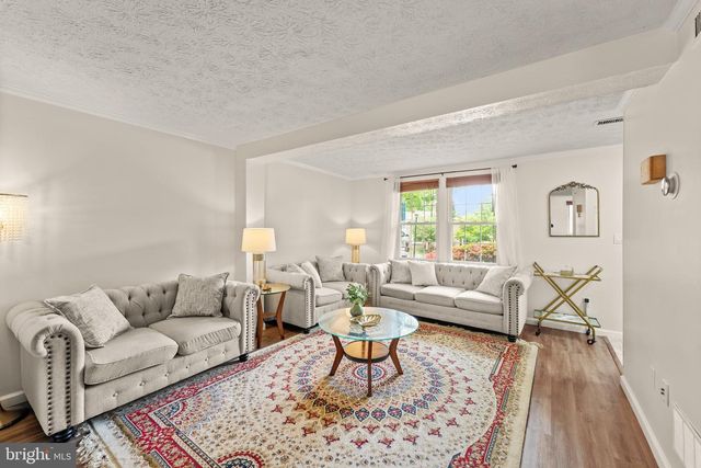 1617 SIERRA WOODS DR, Reston, VA 20194