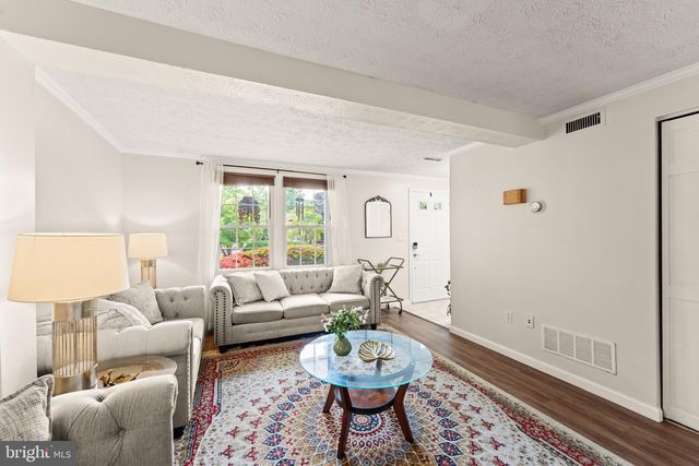 1617 SIERRA WOODS DR, Reston, VA 20194
