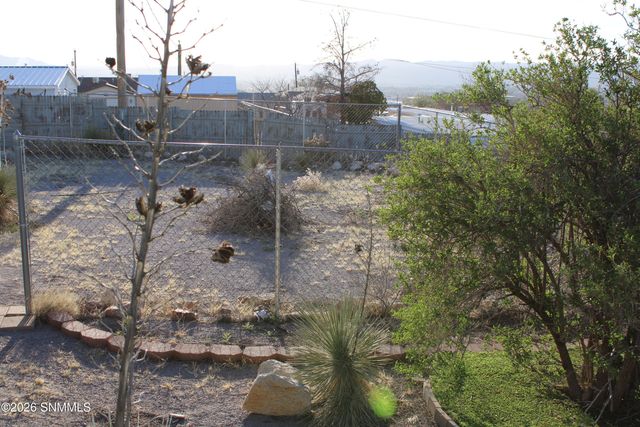 5215 Mescalero Trail, Las Cruces, NM 88012