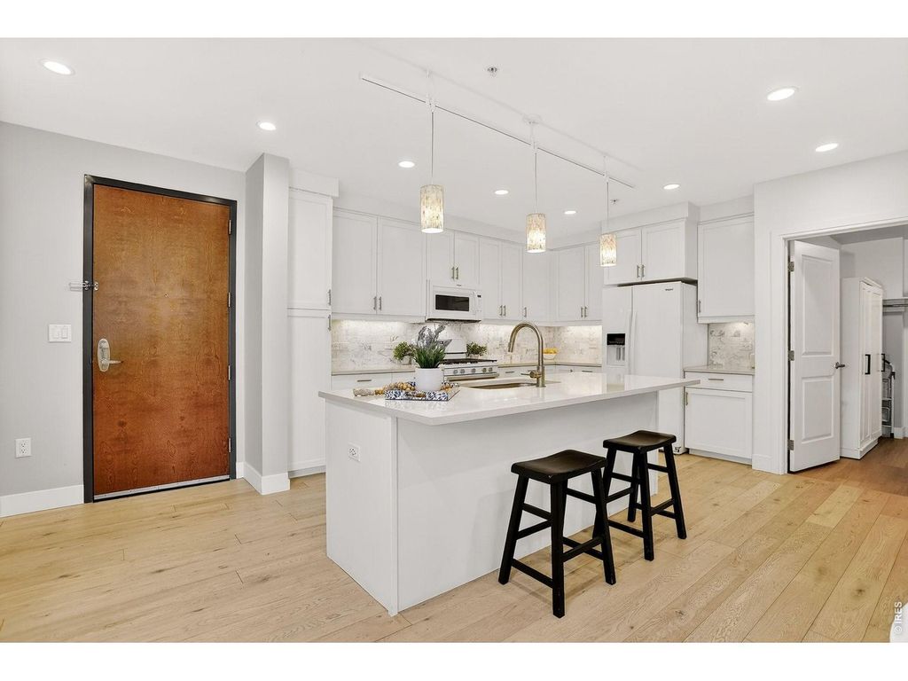 3301 Arapahoe Ave 217, Boulder, CO 80303