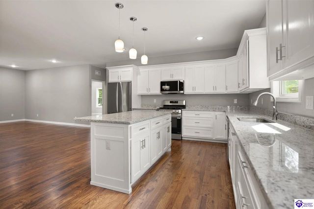 412 Wilmoth Street, Elizabethtown, KY 42701