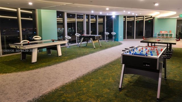 488 NE 18th St 3715, Miami, FL 33132