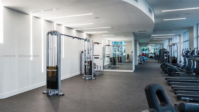 488 NE 18th St 3715, Miami, FL 33132