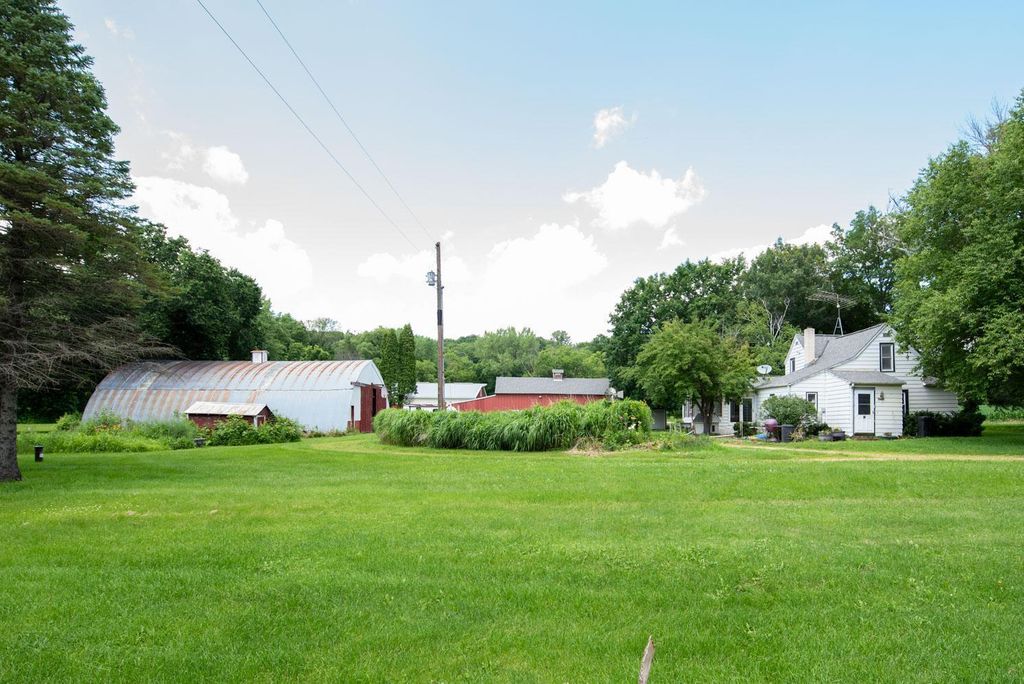 18726 Juneberry Road, Mankato, MN 56001