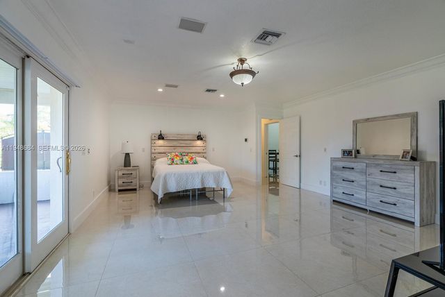 8425 SW 185th St, Cutler Bay, FL 33157