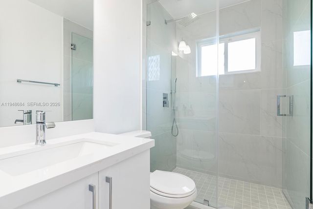 8425 SW 185th St, Cutler Bay, FL 33157