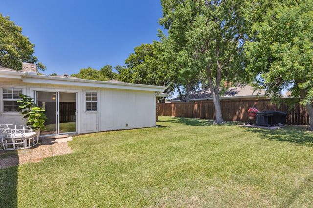 1501 Austrian Road, Grand Prairie, TX 75050