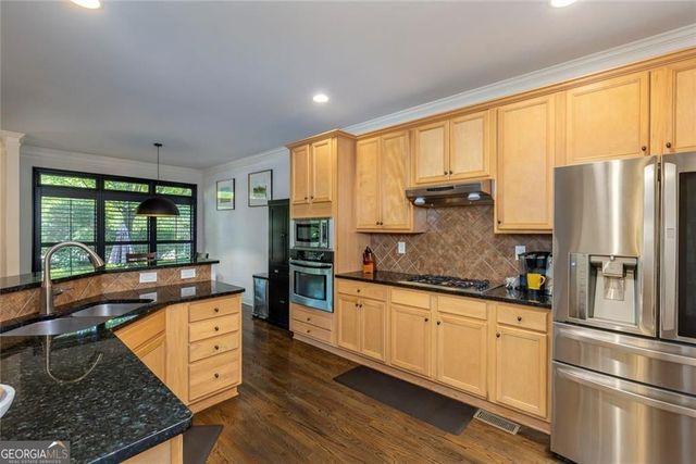 5561 Julian Place, Atlanta, GA 30342