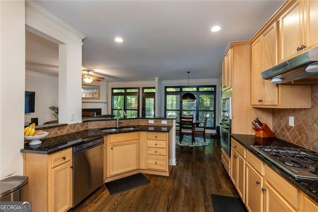 5561 Julian Place, Atlanta, GA 30342