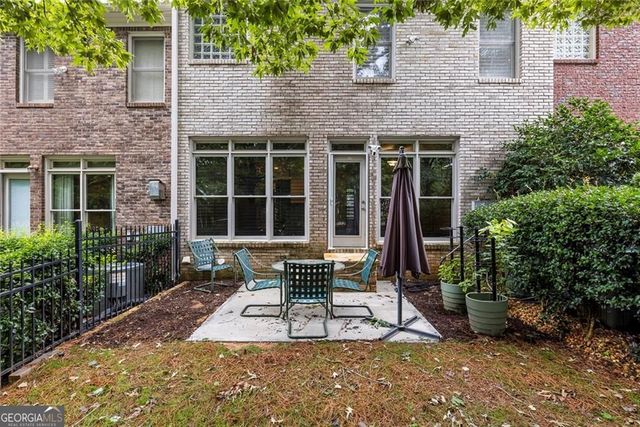 5561 Julian Place, Atlanta, GA 30342