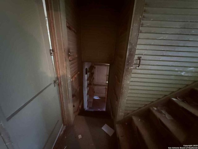 370 huisache, San Antonio, TX 78212