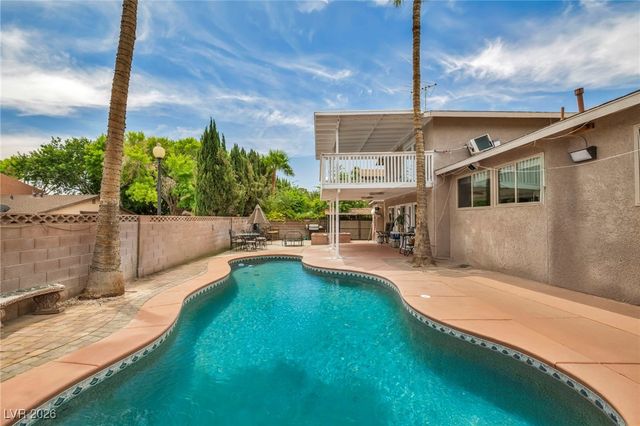 601 Cragin Park Drive, Las Vegas, NV 89107