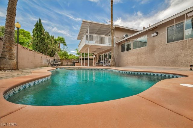 601 Cragin Park Drive, Las Vegas, NV 89107