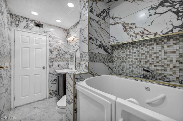 601 Cragin Park Drive, Las Vegas, NV 89107