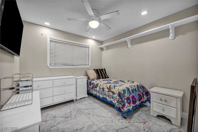 601 Cragin Park Drive, Las Vegas, NV 89107