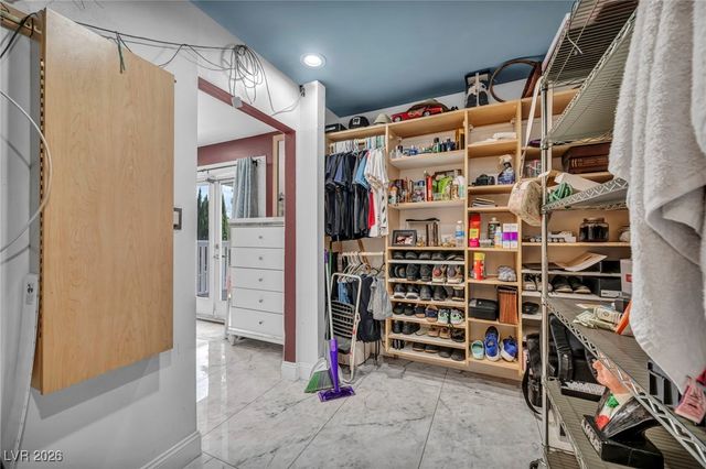 601 Cragin Park Drive, Las Vegas, NV 89107