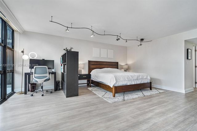 1925 Brickell Ave 1603, Miami, FL 33129