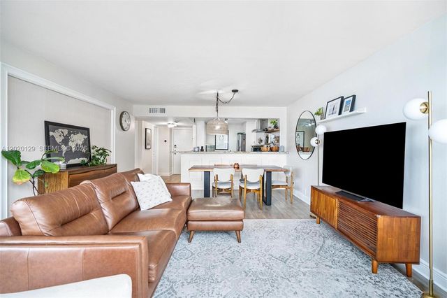 1925 Brickell Ave 1603, Miami, FL 33129