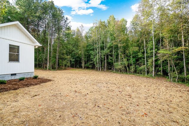 812 Bridges Rd, Rocky Face, GA 30740