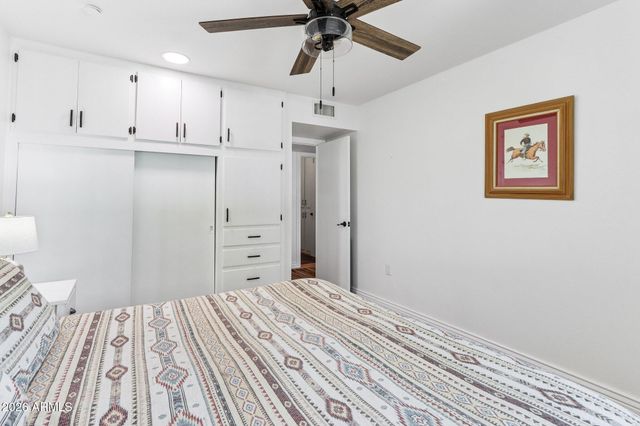13812 N WHISPERING LAKE Drive, Sun City, AZ 85351