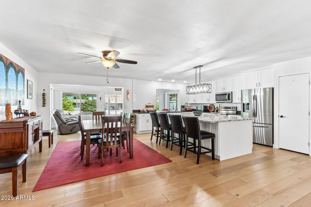 13812 N WHISPERING LAKE Drive, Sun City, AZ 85351