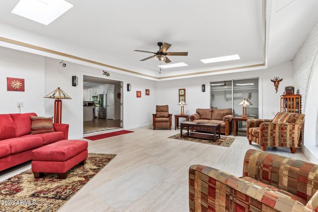 13812 N WHISPERING LAKE Drive, Sun City, AZ 85351