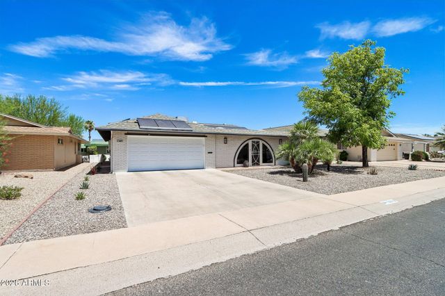13812 N WHISPERING LAKE Drive, Sun City, AZ 85351