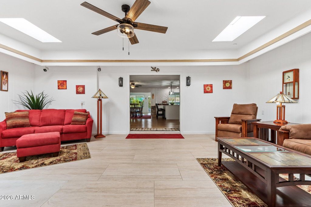 13812 N WHISPERING LAKE Drive, Sun City, AZ 85351 — photo 4