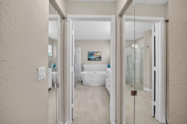 10638 NW 7th Street, Pembroke Pines, FL 33026