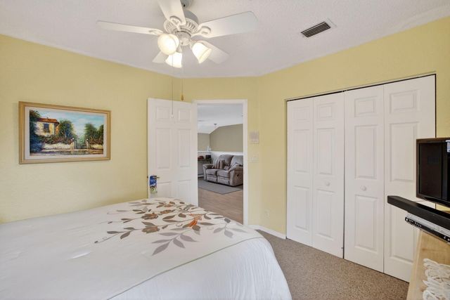 10638 NW 7th Street, Pembroke Pines, FL 33026