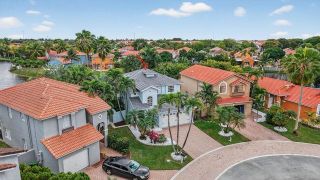 10638 NW 7th Street, Pembroke Pines, FL 33026