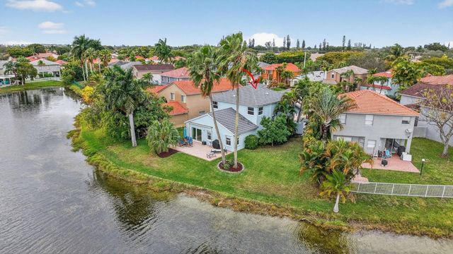 10638 NW 7th Street, Pembroke Pines, FL 33026