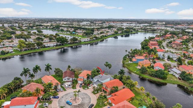 10638 NW 7th Street, Pembroke Pines, FL 33026