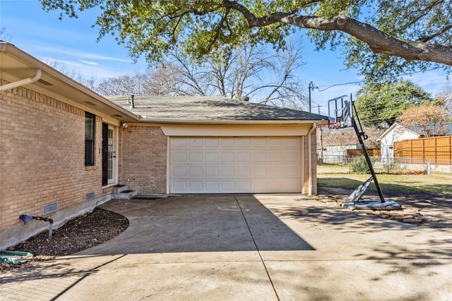 1214 Holly Drive, Richardson, TX 75080