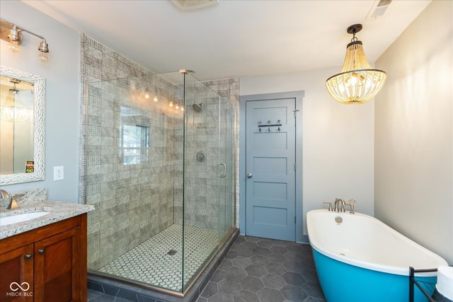 2502 Carrollton Avenue, Indianapolis, IN 46205