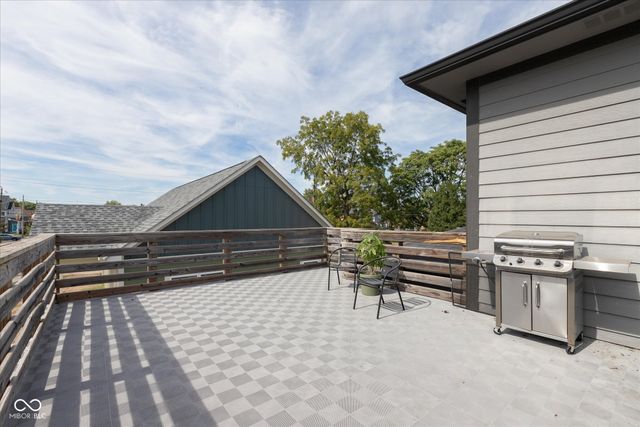 2502 Carrollton Avenue, Indianapolis, IN 46205