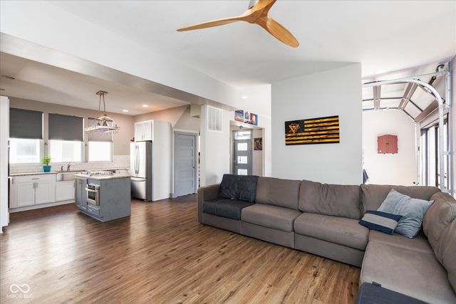 2502 Carrollton Avenue, Indianapolis, IN 46205