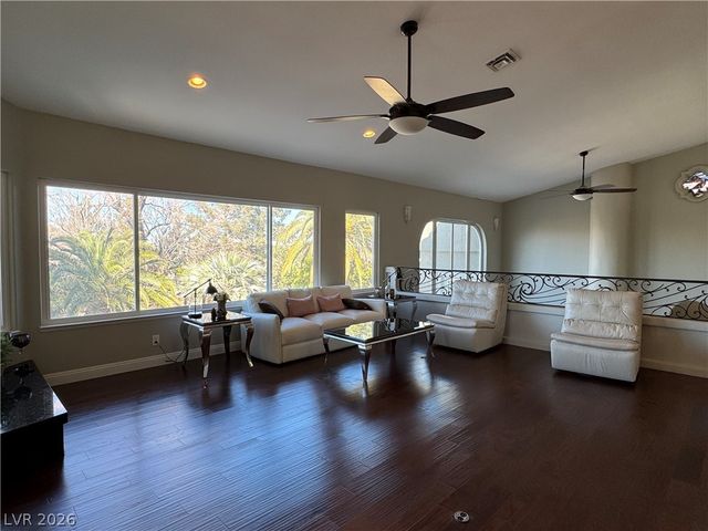 3220 East Serene Avenue, Henderson, NV 89074