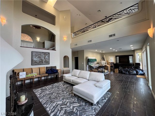 3220 East Serene Avenue, Henderson, NV 89074