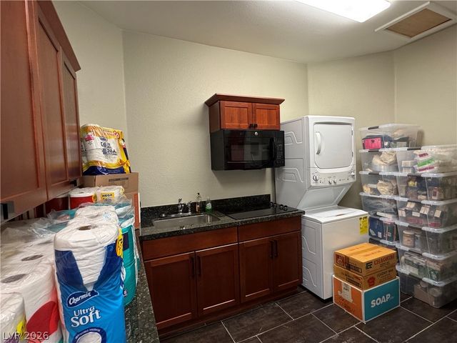 3220 East Serene Avenue, Henderson, NV 89074