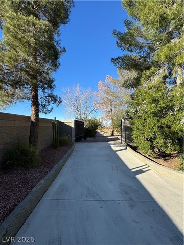 3220 East Serene Avenue, Henderson, NV 89074