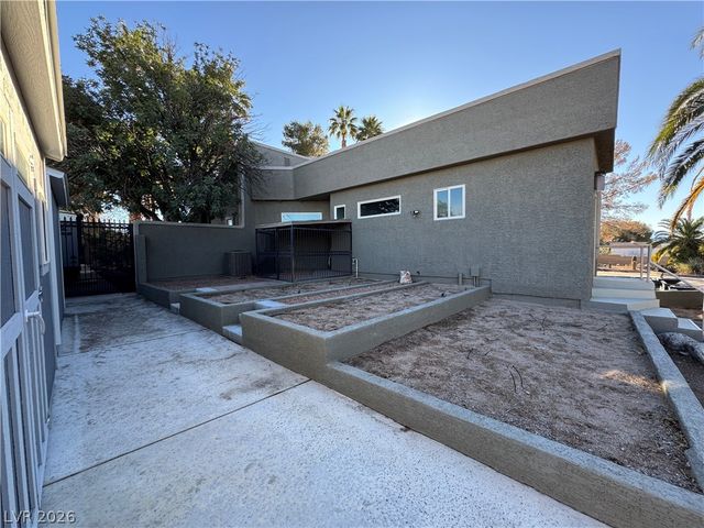 3220 East Serene Avenue, Henderson, NV 89074