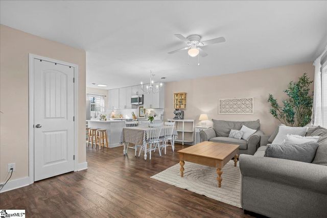 104 Idlewood Circle, Spartanburg, SC 29307