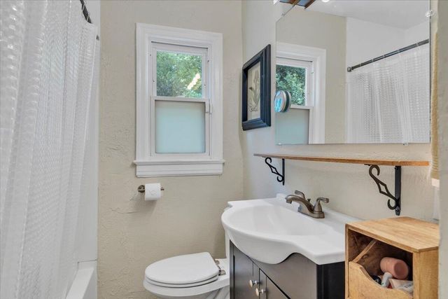 2713 Lansing DR SW, Roanoke, VA 24015