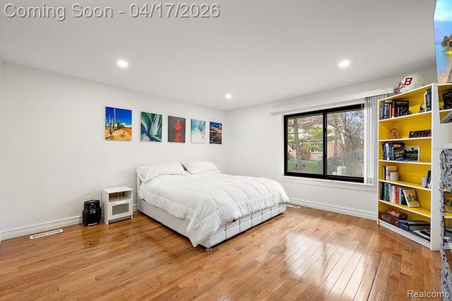 34765 Northland Drive, Livonia, MI 48152